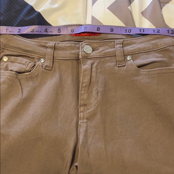 Guess jeans. Brown colour - Picture 4 of 5